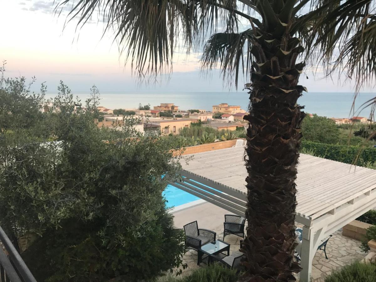 Villa Ceni - Appartamenti Con Camere, Cucina, Wc E Terrazza Sul Mare In Villa Con Piscina, Giardino E Parcheggio Marinella di Selinunte Exteriör bild