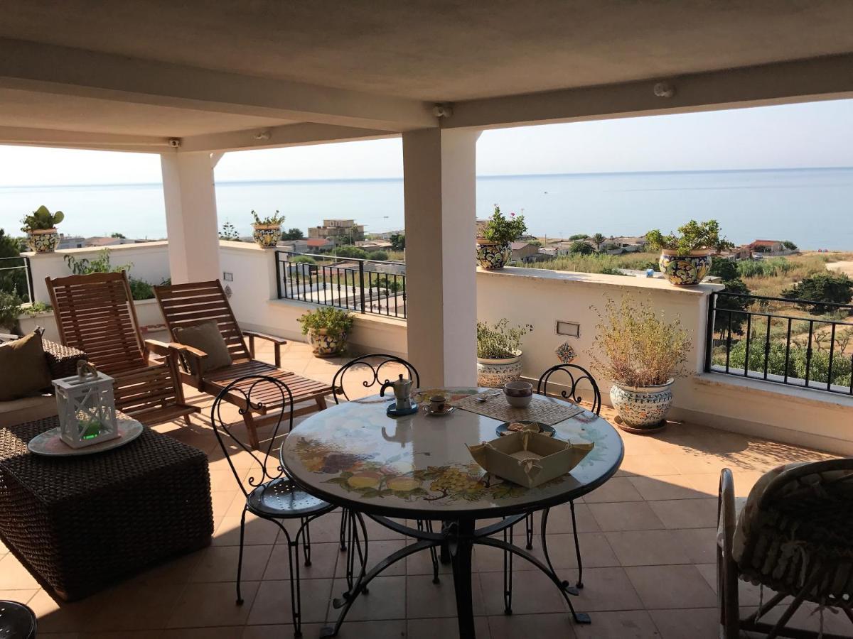 Villa Ceni - Appartamenti Con Camere, Cucina, Wc E Terrazza Sul Mare In Villa Con Piscina, Giardino E Parcheggio Marinella di Selinunte Exteriör bild